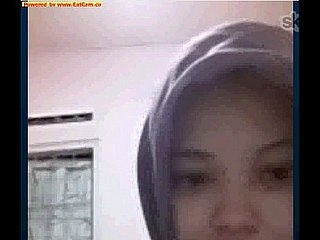 फूहड़ मलेशियन हिजाब 1
