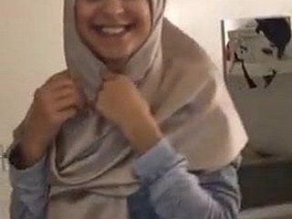 Hot Paki Hijab fille