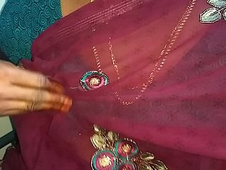 tamil zia telugu zia kannada zia malayalam zia kerala zia hindi bhabhi cornea desi desi nord ndian indiana sud vanitha con insegnante di sari villaggio e figa rasata premi tette rigide per le tette per sfregamento