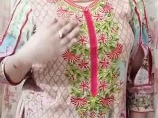 Hot desi Pakistani order of the day girl fucked eternal on touching hostel hard by will not hear of old hat modern