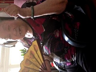中国の70歳のおばあちゃん1
