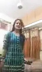 Czysta pakistańska macocha pokazuje się na nagraniu